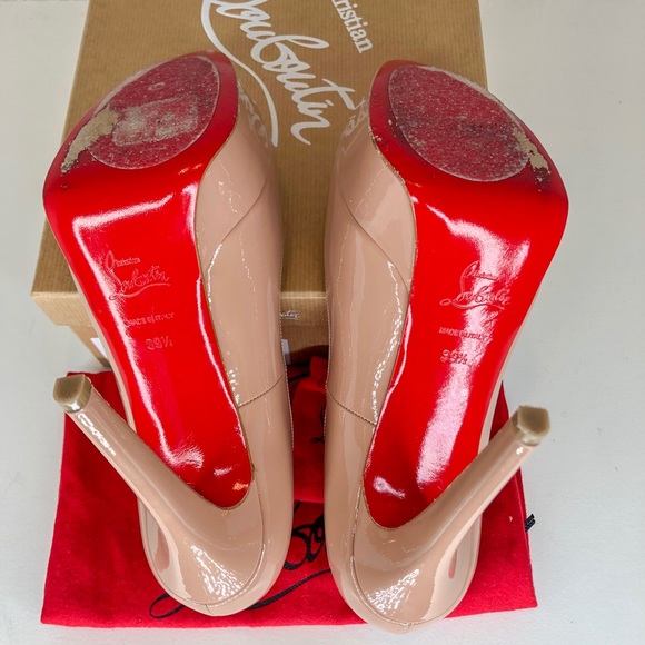 🎈SOLD 🎈Louboutin nude Bianca patent Pumps - Picture 7 of 8